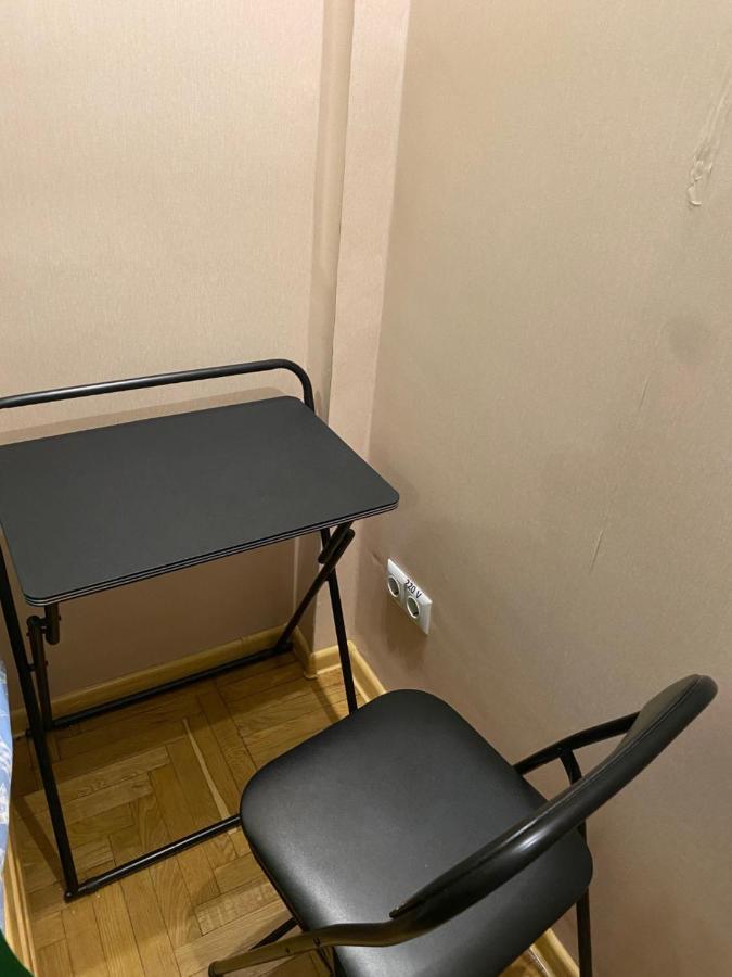 Vip "Hostel Ok Hotel" Kiev Eksteriør billede