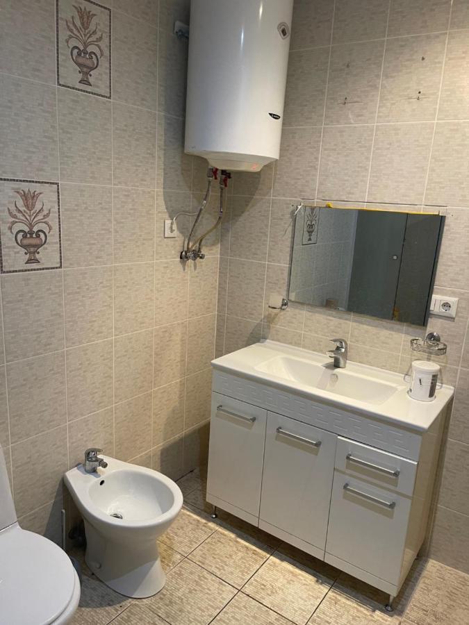 Vip "Hostel Ok Hotel" Kiev Eksteriør billede