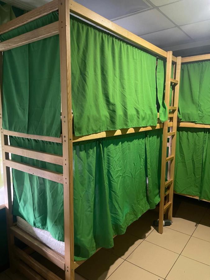 Vip "Hostel Ok Hotel" Kiev Eksteriør billede